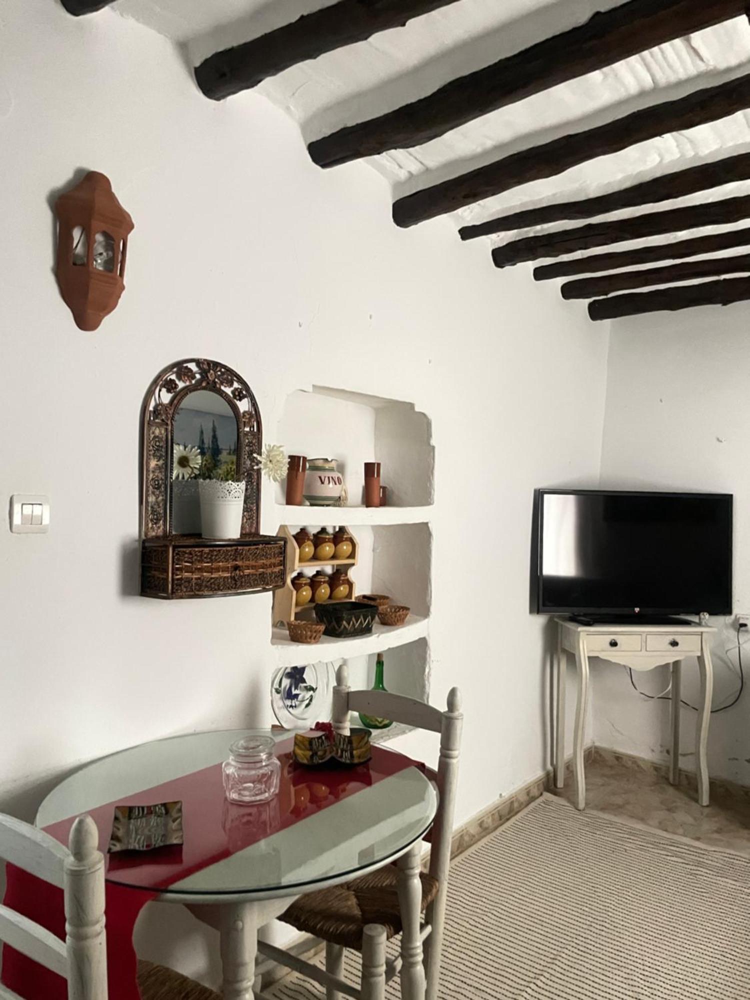 Casa Miguelito Comares